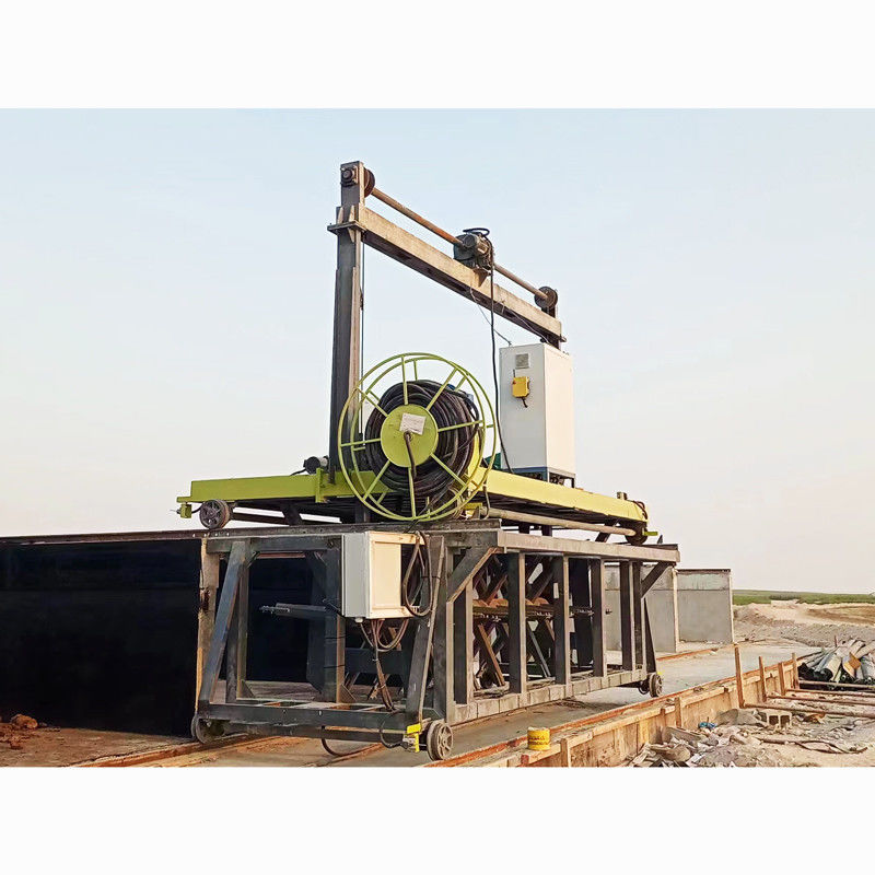 ग्रीन ग्रूव टाइप कम्पोस्ट टर्नर चिकन खाद कम्पोस्ट मशीन